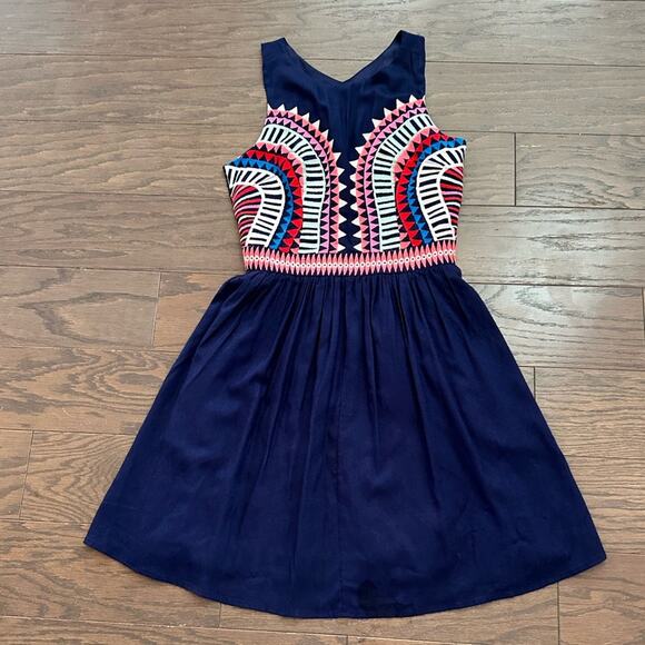 Mara Hoffman Dresses & Skirts - Mara Hoffmann Geometric Embroidered Cut Out Back Dress Size 2